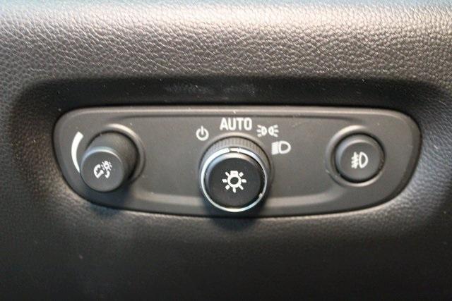 used 2021 Chevrolet Traverse car, priced at $32,900