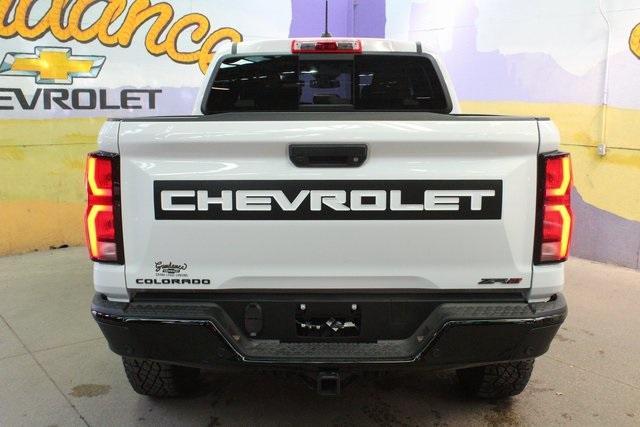 new 2024 Chevrolet Colorado car, priced at $45,910