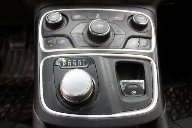 used 2015 Chrysler 200 car, priced at $11,500