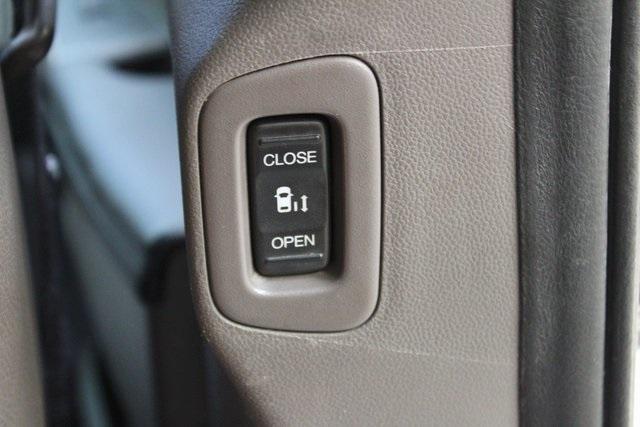 used 2011 Honda Odyssey car, priced at $4,900