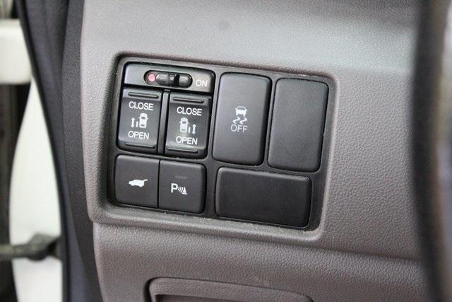used 2011 Honda Odyssey car, priced at $4,900