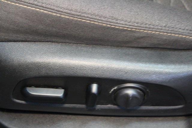 used 2021 Chevrolet Equinox car, priced at $19,900