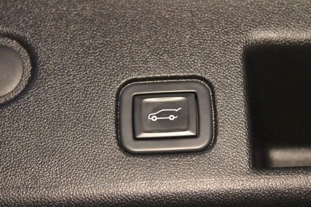used 2021 Chevrolet Equinox car, priced at $19,900