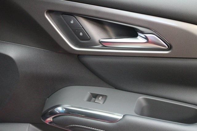 new 2026 Chevrolet Traverse car, priced at $43,525