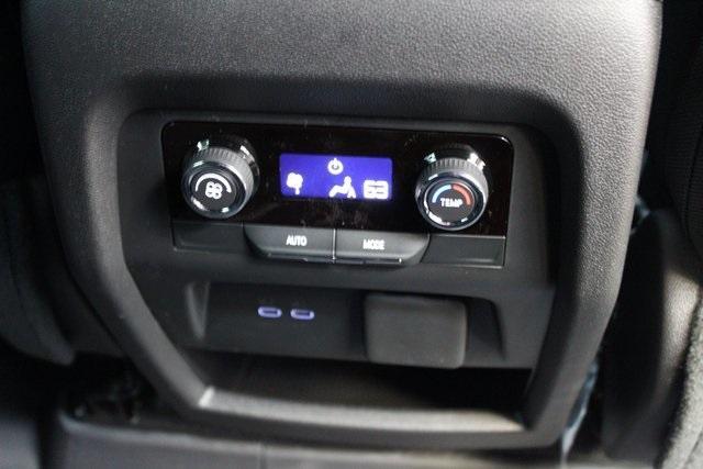 new 2026 Chevrolet Traverse car, priced at $43,525