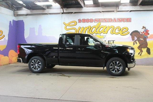 new 2025 Chevrolet Silverado 1500 car, priced at $52,611