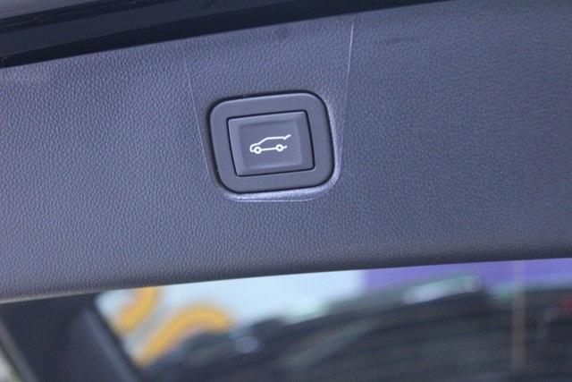 new 2025 Chevrolet Blazer car, priced at $38,105