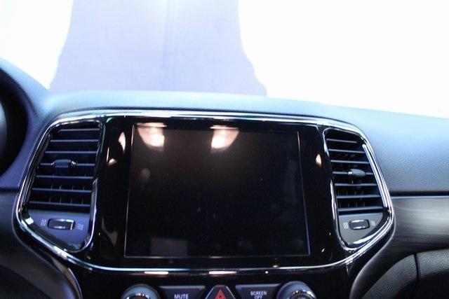 used 2021 Jeep Grand Cherokee car, priced at $25,900