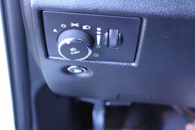 used 2021 Jeep Grand Cherokee car, priced at $25,900