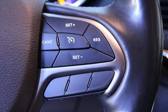 used 2021 Jeep Grand Cherokee car, priced at $25,900