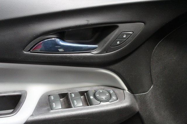 used 2021 Chevrolet Equinox car, priced at $19,900