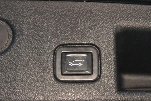 used 2021 Chevrolet Equinox car, priced at $19,900