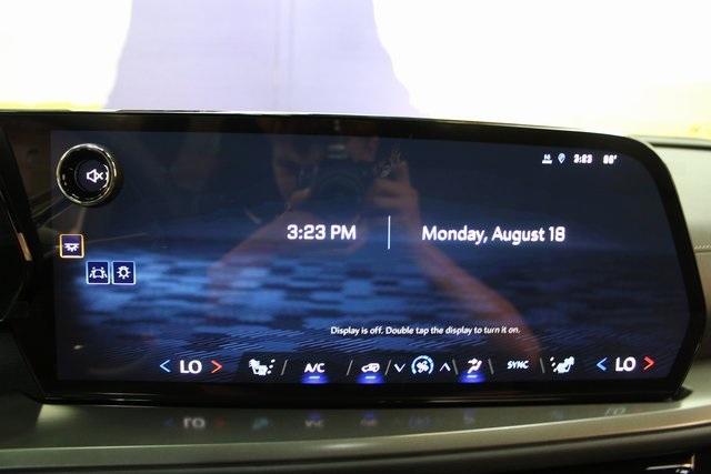new 2026 Chevrolet Traverse car, priced at $41,003