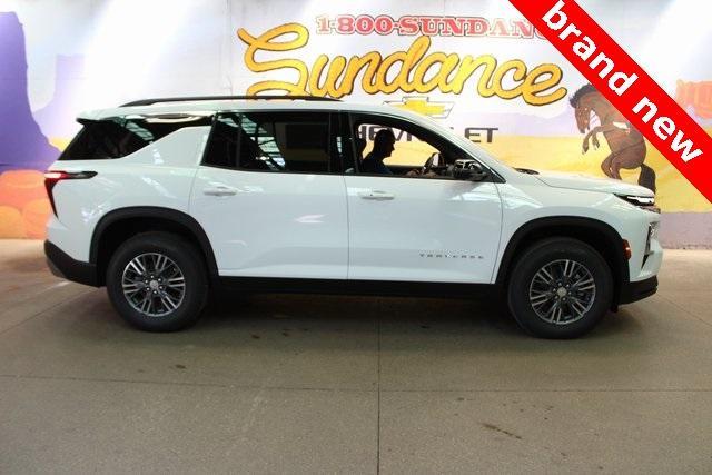 new 2026 Chevrolet Traverse car, priced at $41,003