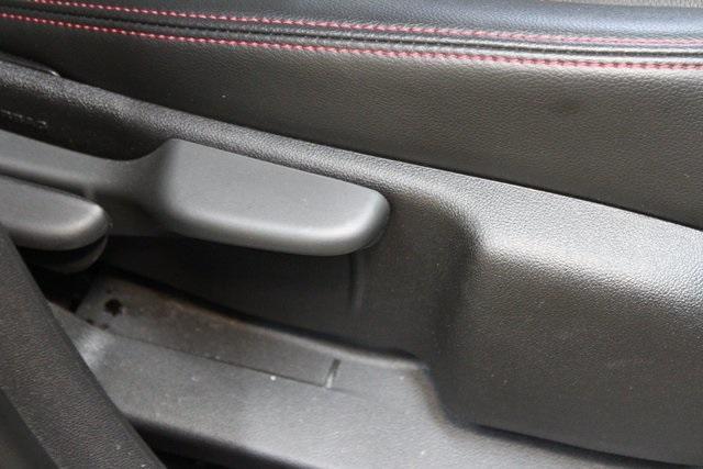 used 2023 Chevrolet Equinox car, priced at $27,900