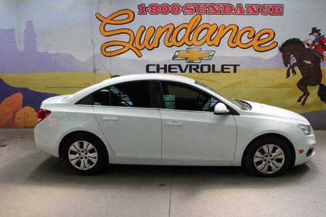 used 2015 Chevrolet Cruze car, priced at $9,900