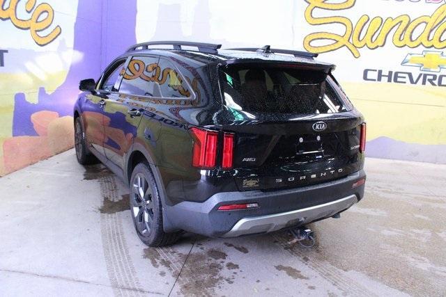 used 2021 Kia Sorento car, priced at $27,900