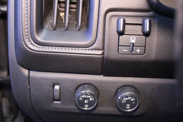 used 2021 GMC Canyon car, priced at $29,500