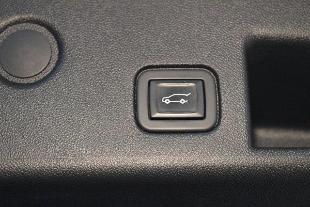 used 2020 Chevrolet Equinox car, priced at $21,700