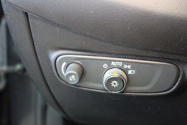 used 2022 Chevrolet Equinox car, priced at $21,300