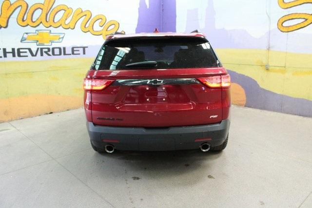 used 2021 Chevrolet Traverse car, priced at $31,900