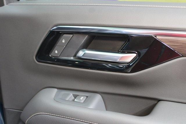 new 2025 Chevrolet Tahoe car, priced at $73,246
