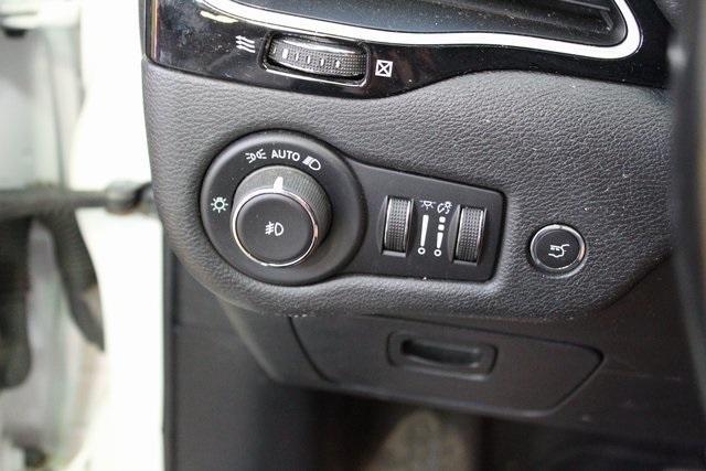 used 2021 Jeep Cherokee car, priced at $15,900