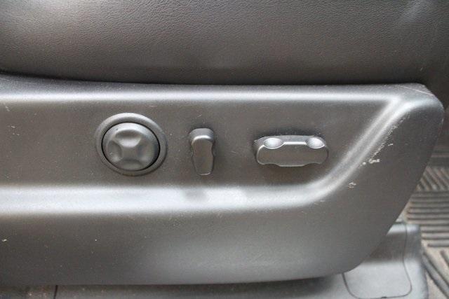 used 2014 GMC Yukon XL car, priced at $13,900