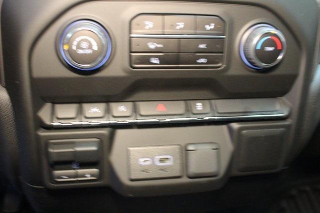 new 2025 Chevrolet Silverado 1500 car, priced at $40,613