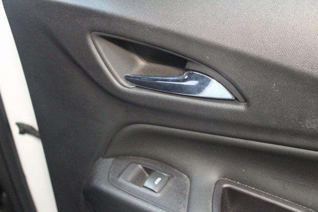 used 2021 Chevrolet Equinox car, priced at $22,900