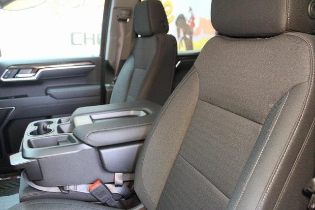 new 2025 Chevrolet Silverado 1500 car, priced at $53,197
