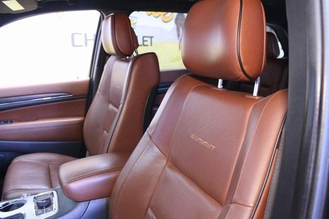 used 2019 Jeep Grand Cherokee car, priced at $25,400