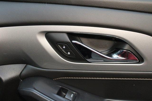 used 2021 Chevrolet Traverse car, priced at $22,900