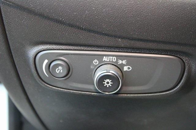used 2022 Chevrolet Equinox car, priced at $21,900