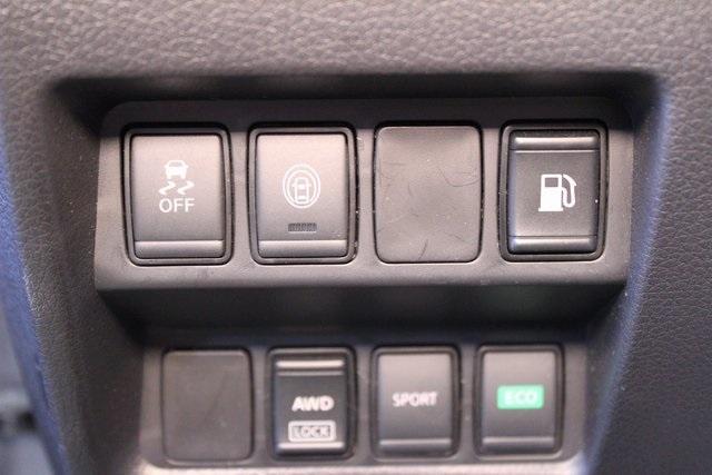 used 2020 Nissan Rogue car, priced at $18,900