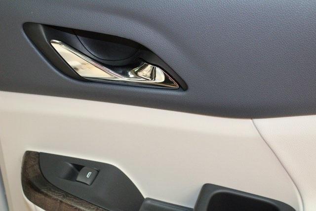 used 2022 GMC Acadia car, priced at $35,900