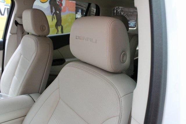 used 2022 GMC Acadia car, priced at $35,900