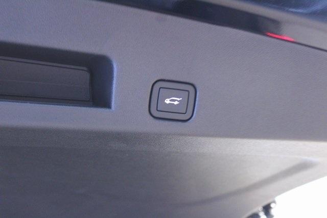 new 2026 Chevrolet Traverse car, priced at $50,317