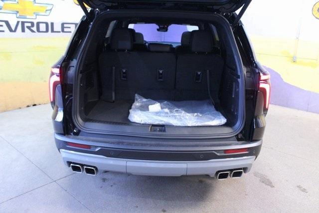 new 2026 Chevrolet Traverse car, priced at $50,317