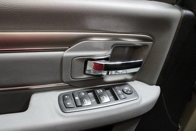 used 2019 Ram 1500 Classic car, priced at $29,900