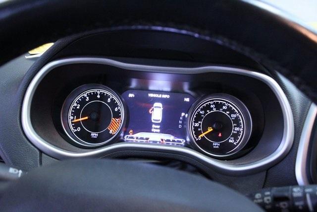 used 2015 Jeep Cherokee car, priced at $13,400