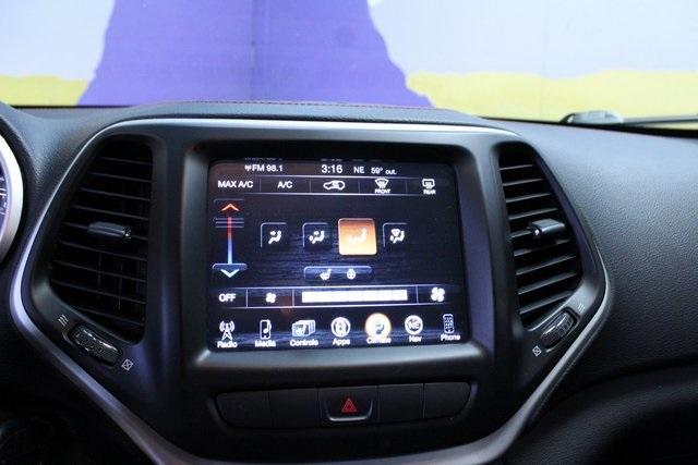 used 2015 Jeep Cherokee car, priced at $13,400