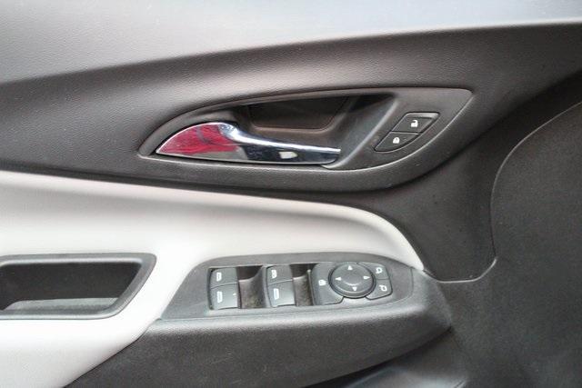 used 2020 Chevrolet Equinox car, priced at $17,500
