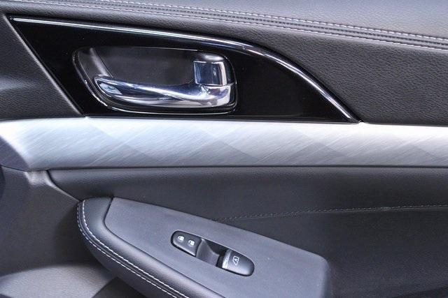 used 2016 Nissan Maxima car, priced at $15,900