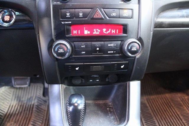 used 2013 Kia Sorento car, priced at $3,900