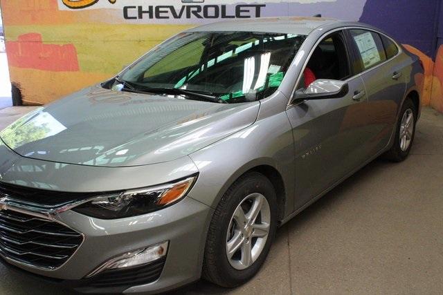 new 2025 Chevrolet Malibu car, priced at $25,371