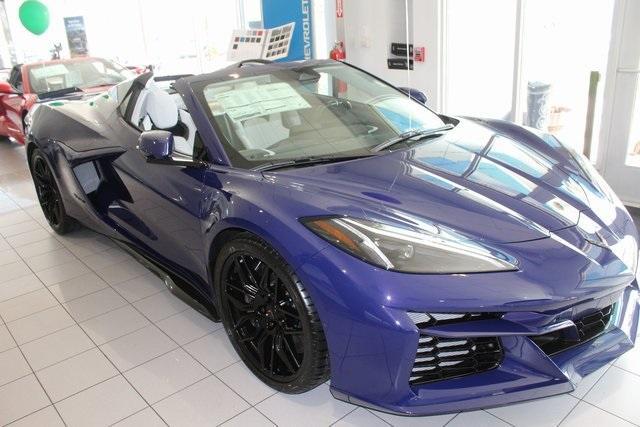 new 2025 Chevrolet Corvette car