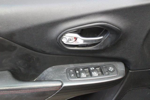 used 2016 Jeep Cherokee car, priced at $13,300