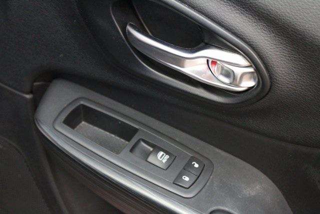 used 2016 Jeep Cherokee car, priced at $13,300