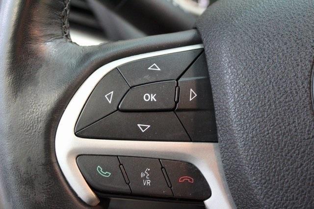 used 2016 Jeep Cherokee car, priced at $13,300